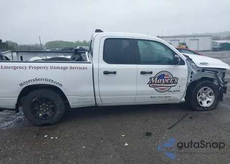 2022 Ram 1500 Tradesman 4X4 6'4 Box z USA, uszkodzony, nr VIN 1C6SRFCT2NN213959